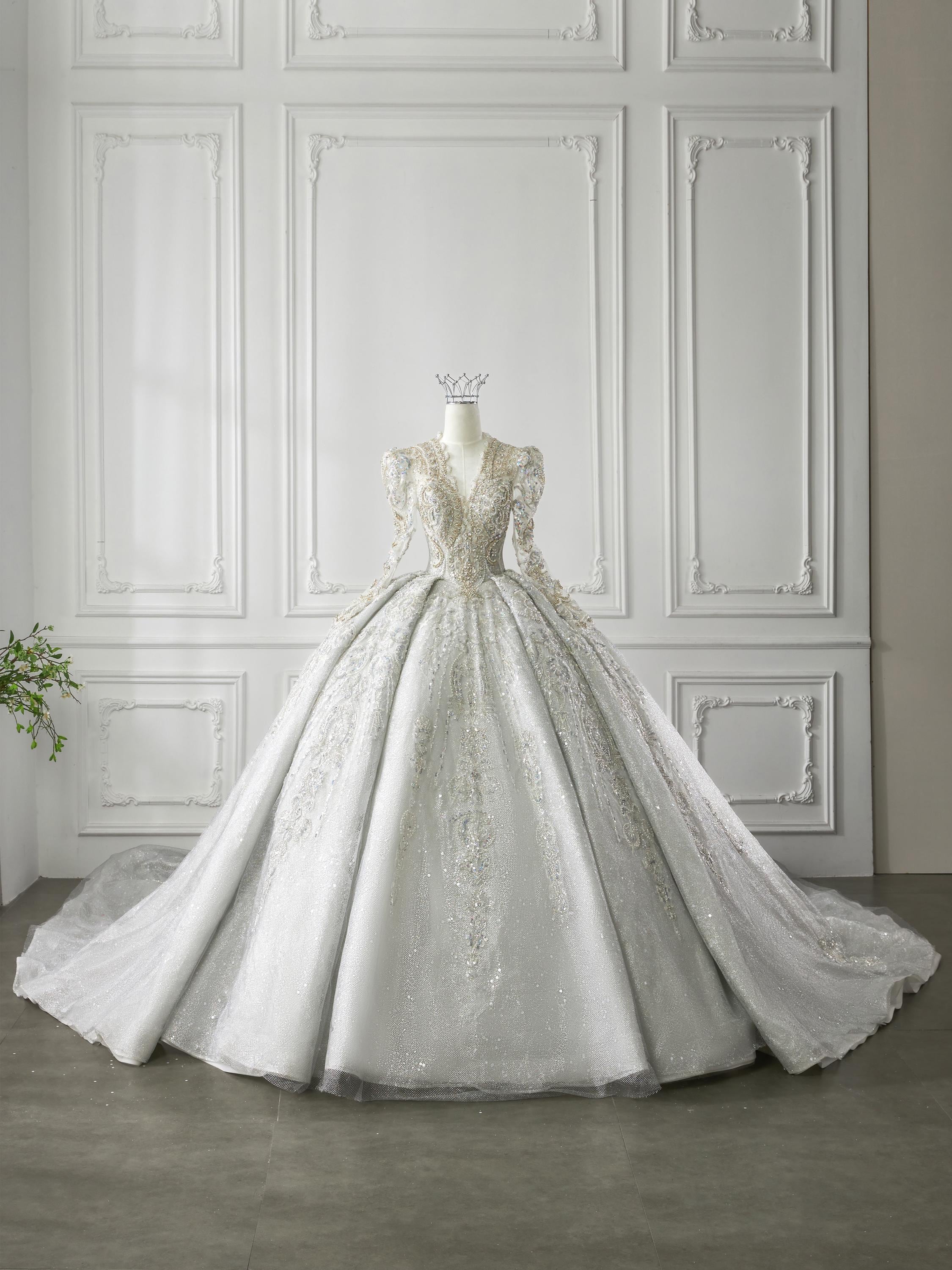 Luxury Crystal Beaded Lace Ball Gown Wedding Dresses V Neck Appliques Luxury Crystal Beaded Lace Ball Gown Wedding Dresses V Neck Appliques