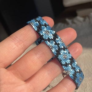 Even Count Peyote Bracelet PDF Pattern – Satin Seed Bead Bracelet Tutorial – Miyuki Delica