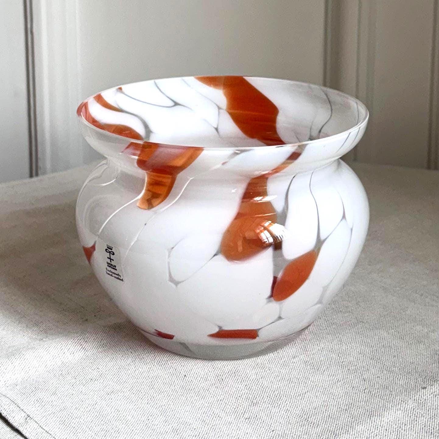 Skruf Sweden Vase - Etsy Finland