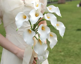 Calla Lily Bridal Bouquet, Real Touch Wedding Flowers, Minimalist Elopement Bouquet, Small Wedding Bouquet