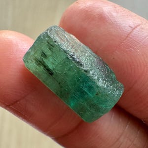 Raw Emerald Crystal Specimen, Natural Rough Uncut Emerald lot for Jewelry Making, Zambia Origin