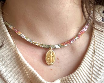 Liberty Catholic Necklace with Miraculous Medal – Catholic Jewelry for Women – Gift for Communion, Confirmation, Profession of Faith