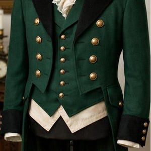 Men's Victorian Green Wool Regency Tailcoat: Vintage Style Steampunk Winter Coat