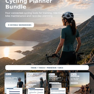 Op de afbeelding: Een digitaal Google Sheets-pakket genaamd Cycling Planner Bundle met vier verbonden tools voor training, ritregistratie, fietsonderhoud en raceplanning. De afbeelding toont vier voorbeelden van werkmappen en een fietser in een berglandschap.