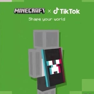 Puede incluir: Una skin de personaje de Minecraft con una capa en blanco y negro con un diseño de cara de Creeper con acentos rojos y azules. La imagen incluye el texto "MINECRAFT x TikTok" y "Shape your world" sobre un fondo verde.