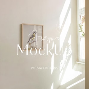 Maqueta de marco cuadrado de madera clara 1x1 con reflejo de vidrio, minimalista, neutro, interior, soleado, sombra de ventana, 4x5, exhibición de arte, vintage, hogar, oficina