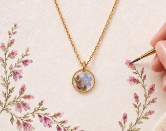 Collar de flores prensadas, colgante de brezo y nomeolvides, chapado en oro.