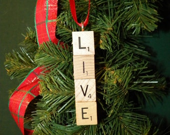 Live Scrabble Ornament 7469