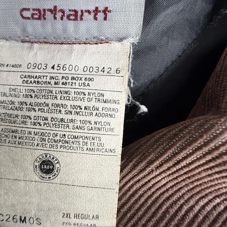Chaqueta tradicional Carhartt Arctic Quilt con forro en color arenisca, verde musgo descolorido, C26 MS imagen 9