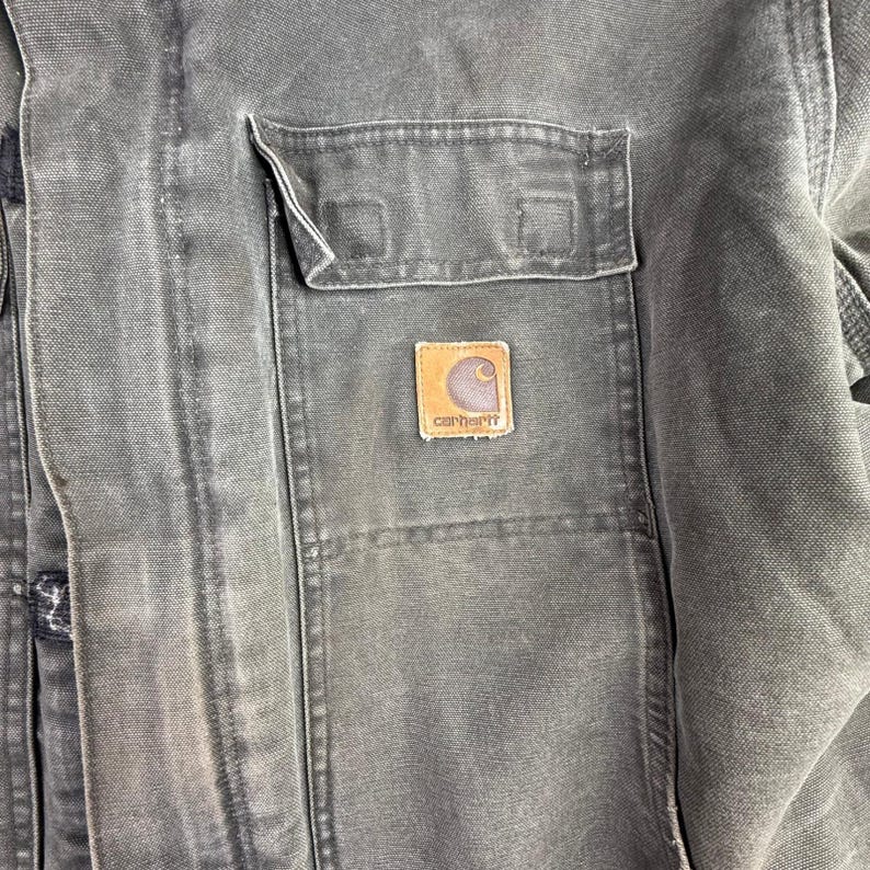 Chaqueta tradicional Carhartt Arctic Quilt con forro en color arenisca, verde musgo descolorido, C26 MS imagen 8