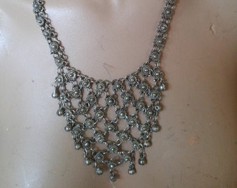 80s Indian boho / hippie chain maille bib necklace