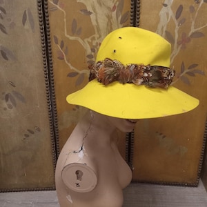 Adolfo Hats - Etsy display picture 3