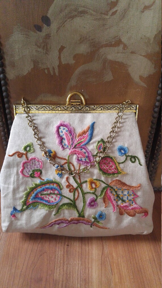 70s embroidered flower needlepoint bag