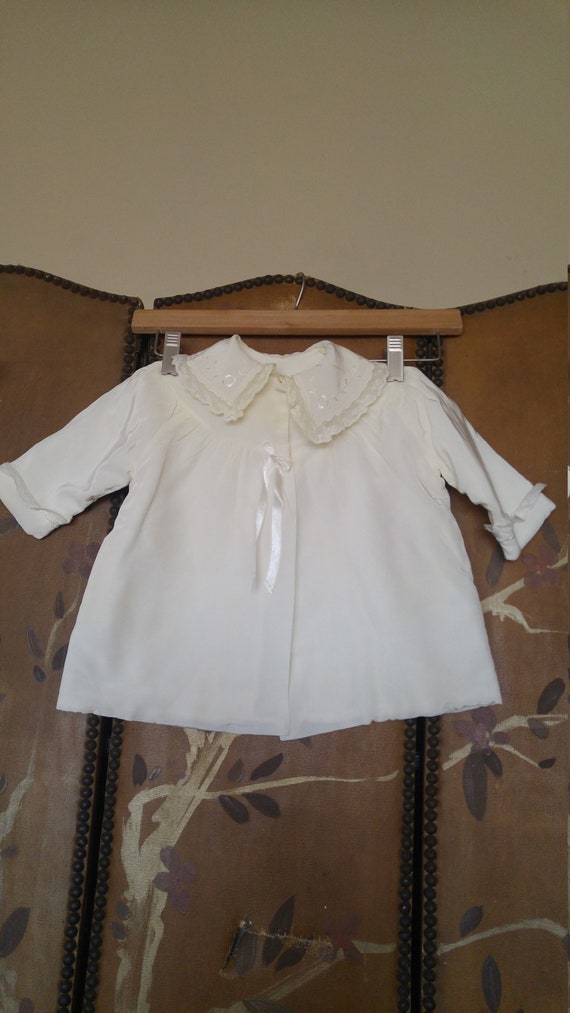 50s ivory baby coat with lace trim - image 1