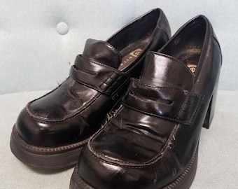 80s black faux leather chunky heel platform shoes by ellemenno size 8 1/2M by Ellemenno