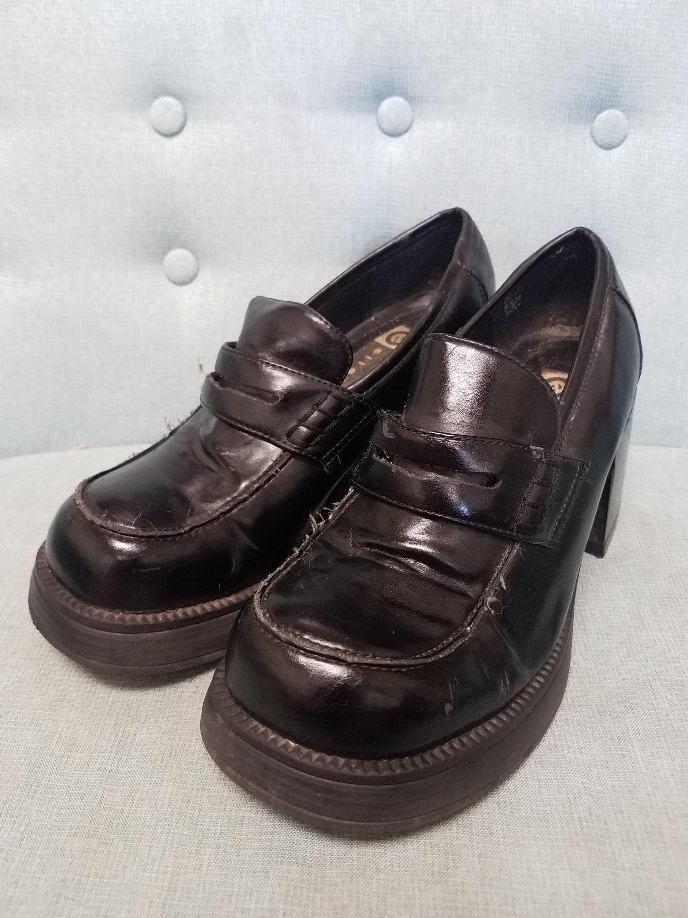 80s black faux leather chunky heel platform shoes by ellemenno size 8 1/2M by Ellemenno
