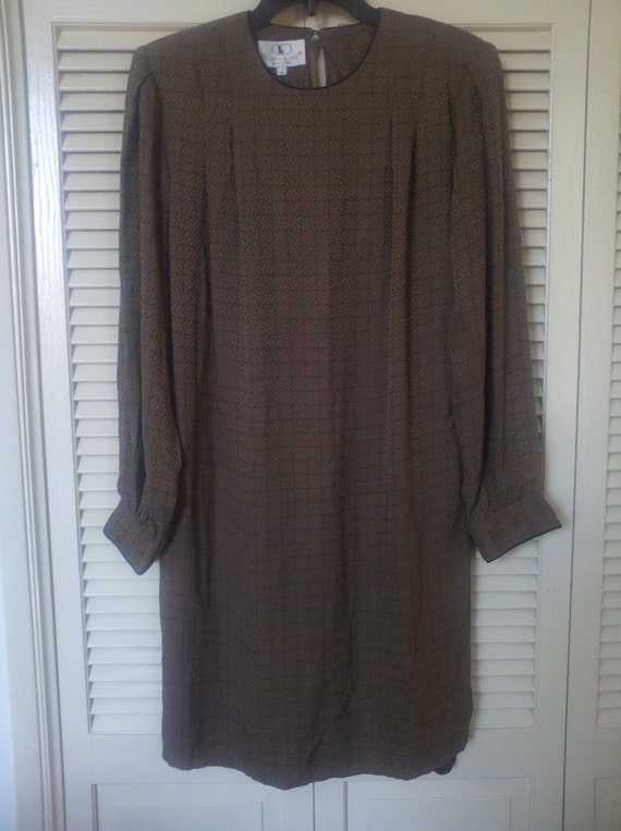 SALE!!! Beautiful Flora Kung 100% silk dress from