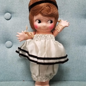 RARE 1913 Rose O&#39;Neil Kewpie Puppe in Flapper Outfit in neuwertigem Zustand