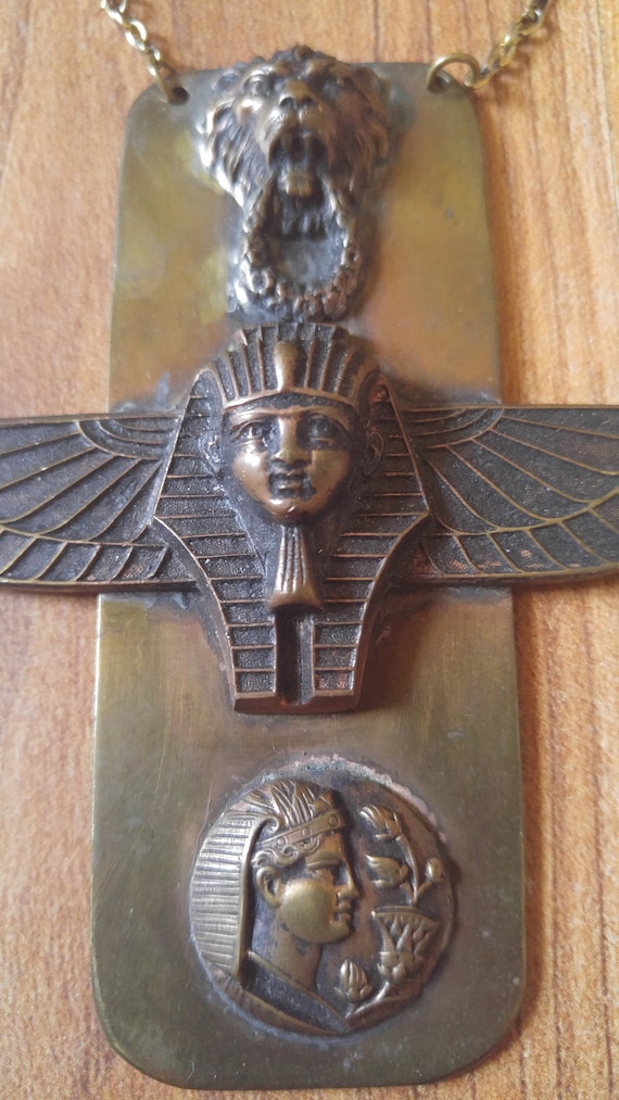50's Egyptian Isis pendant necklace
