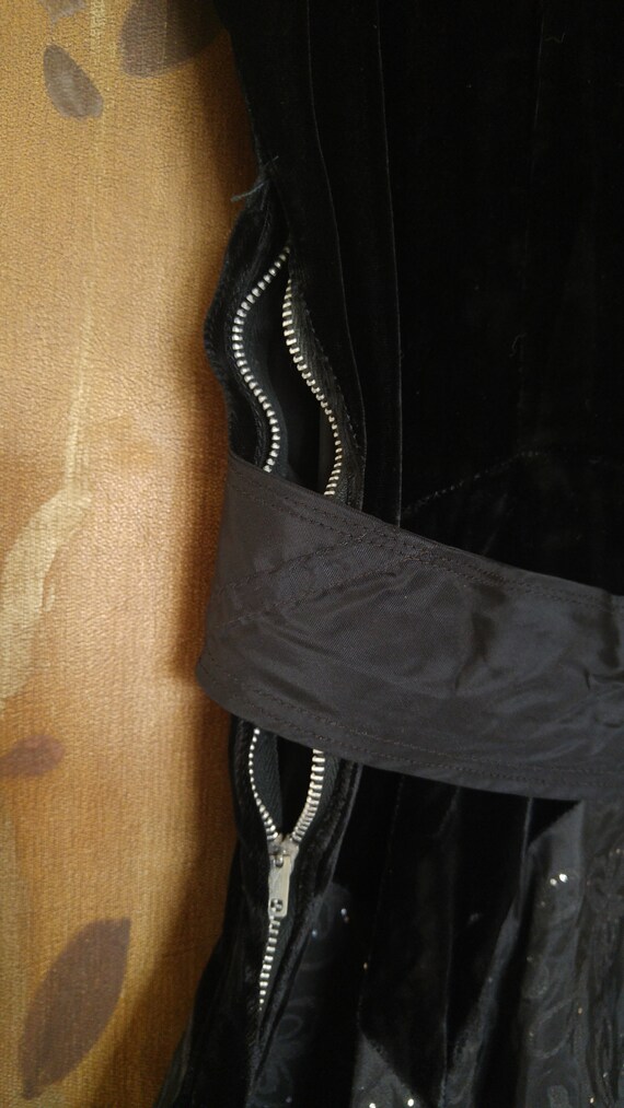 40's black velvet dress with diamante belt and fu… - image 8