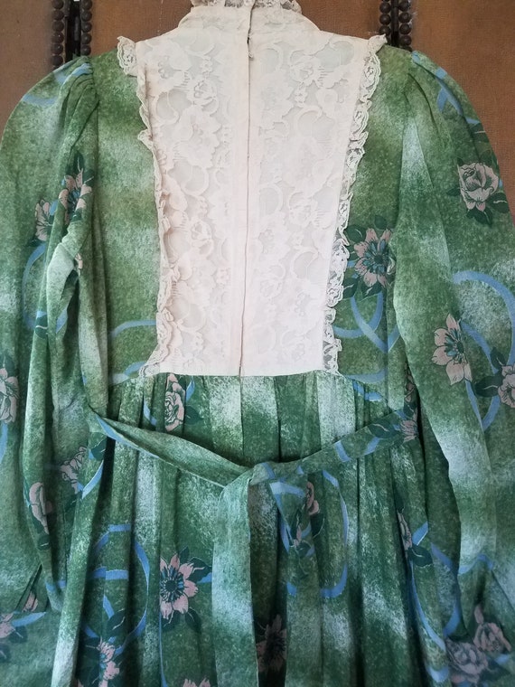 70's green flower print and lace high neck prairi… - image 6