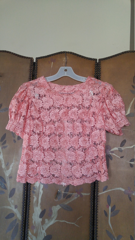 60s coral lace flowered sheer crop blouse with puf