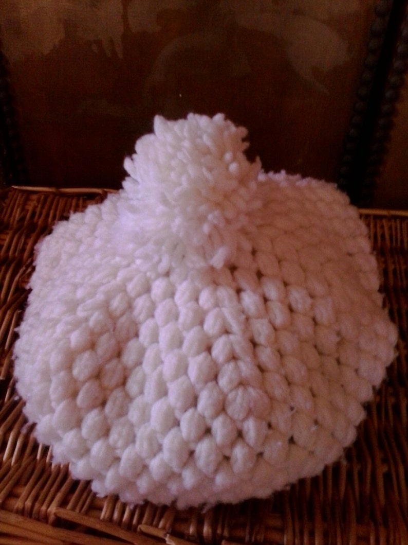 Ivory crochet beret with pom pom