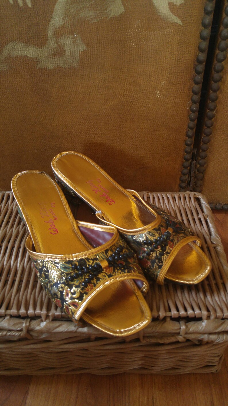 asian slip on sandals