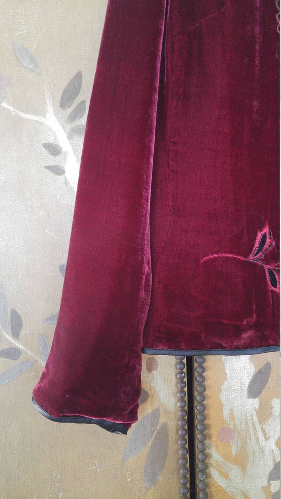 90s burgundy velvet / silk Asian style embroidere… - image 7