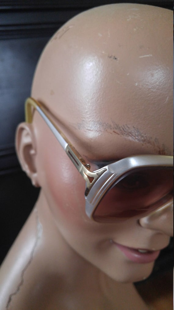 70s Tura large retro prescription sunglasses - image 2