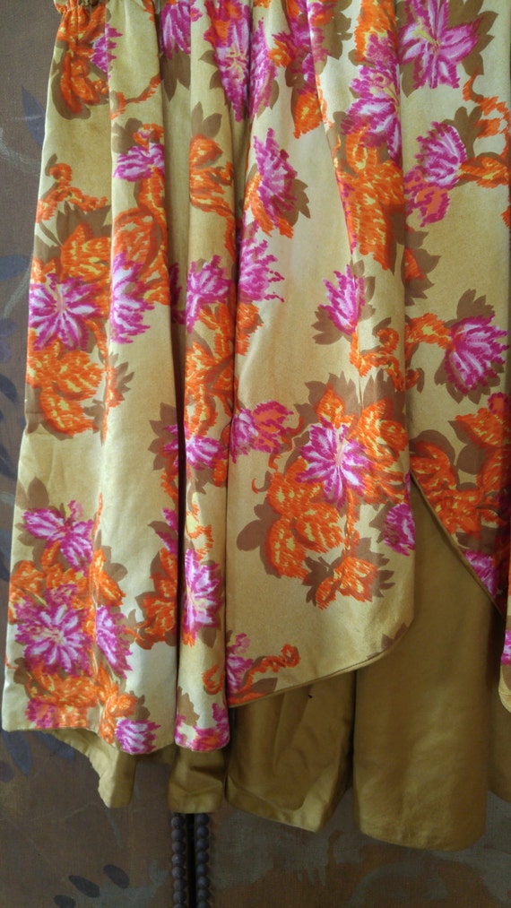 70s maxi flowered Hawaiian dress by Liberty House - image 2