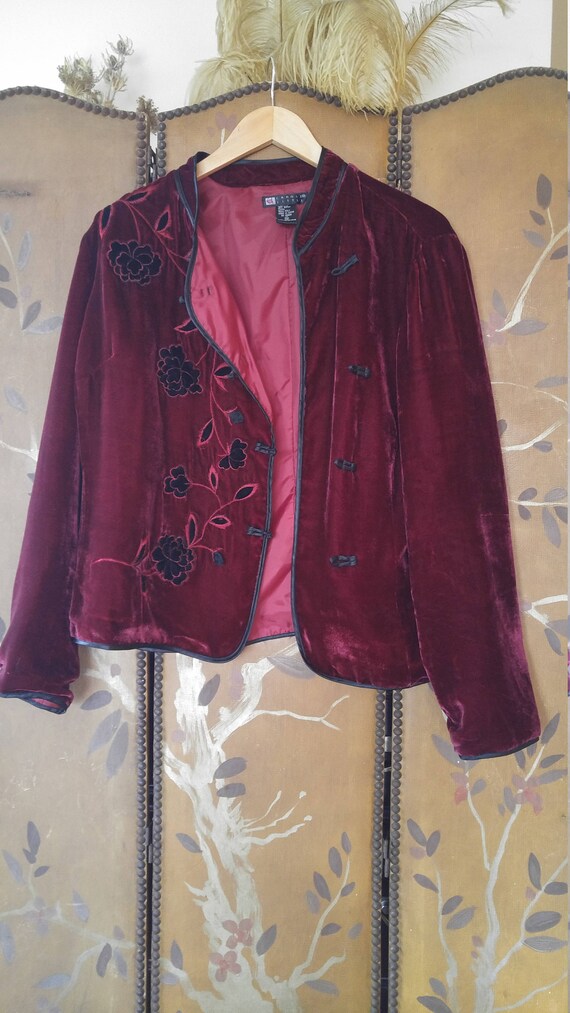 90s burgundy velvet / silk Asian style embroidere… - image 9