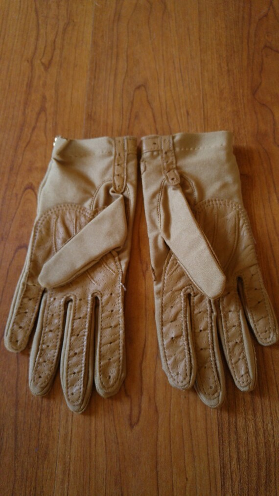 70s tan leather trim driving gloves by Finale - image 3