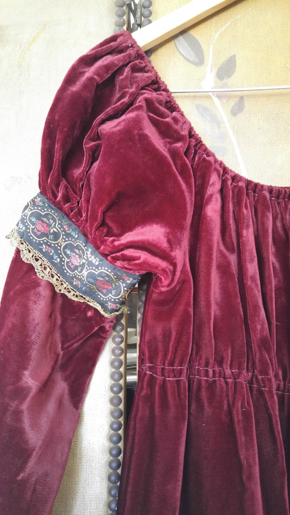 70s velvet India Imports burgundy maxi renaissanc… - image 2