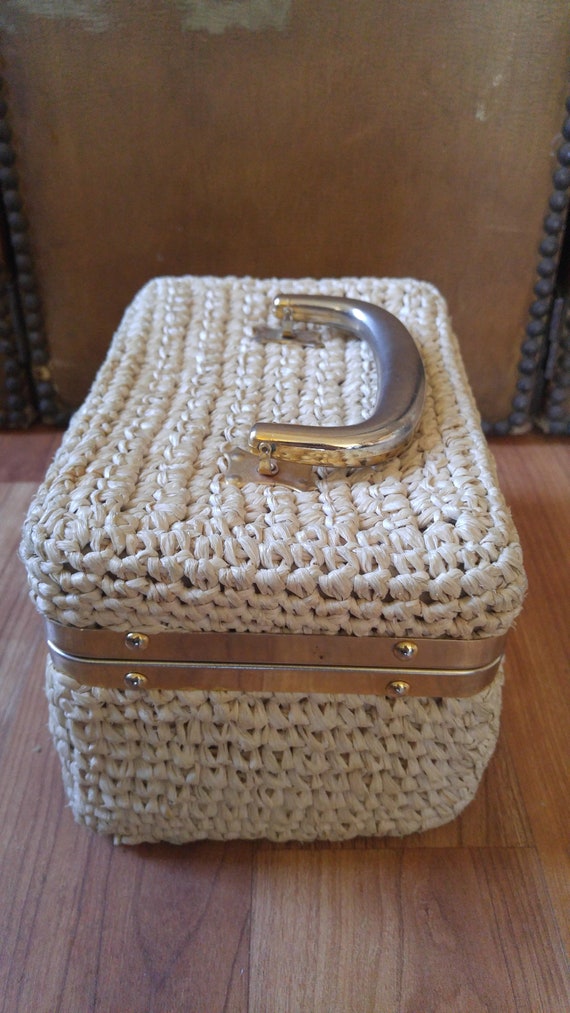 50's woven raffia box hand bag with metal handles… - image 2