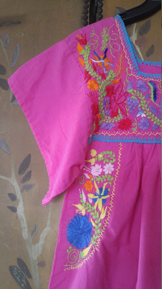 70s hot pink embroidered Mexican dress - image 3