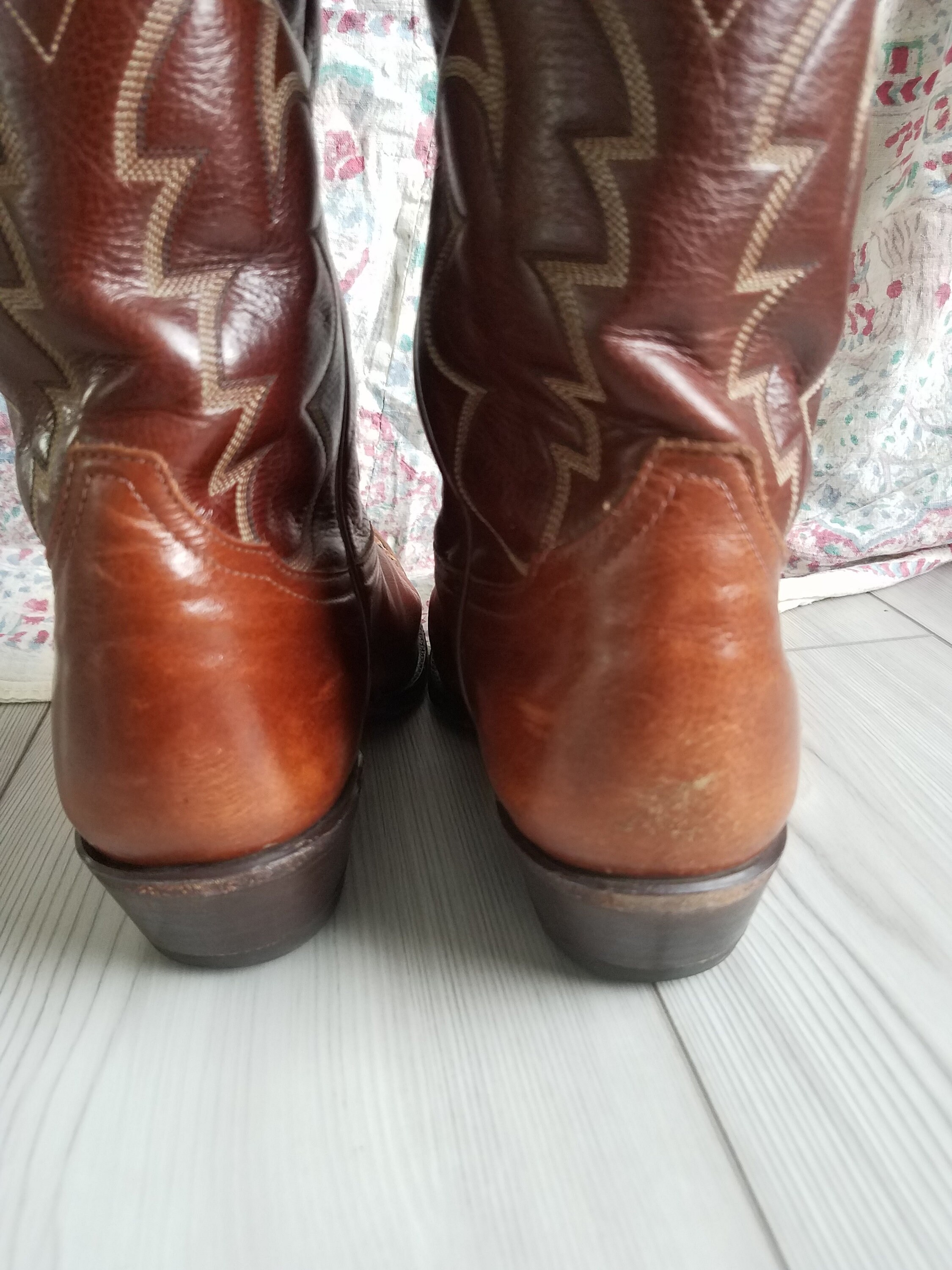 Vintage Tony Lama Brown Brandy and Tan Pointed Toe Leather  display picture 1