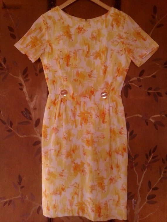 60s light yellow and orange summer shift dress