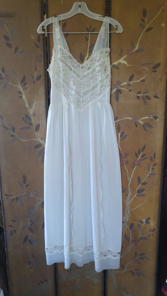 50's pale blue and ivory lace peignoir night dres… - image 1