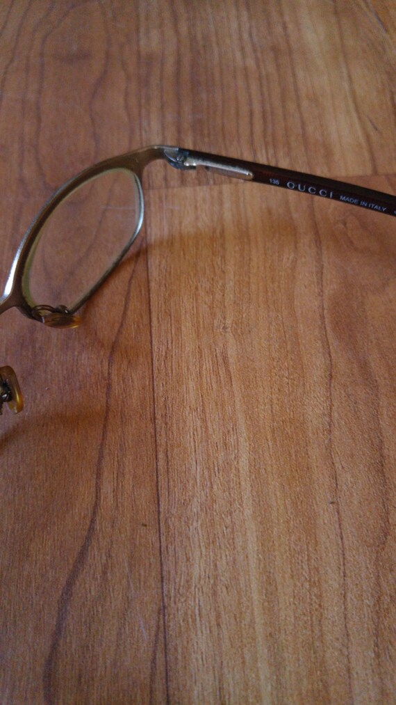 Vintage oval Gucci reading glasses with case Gem