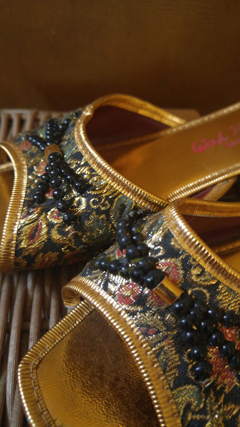 asian slip on sandals