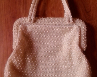 Bolso de mano Corde Bead con cuentas color crema de los años 60 de Lumured