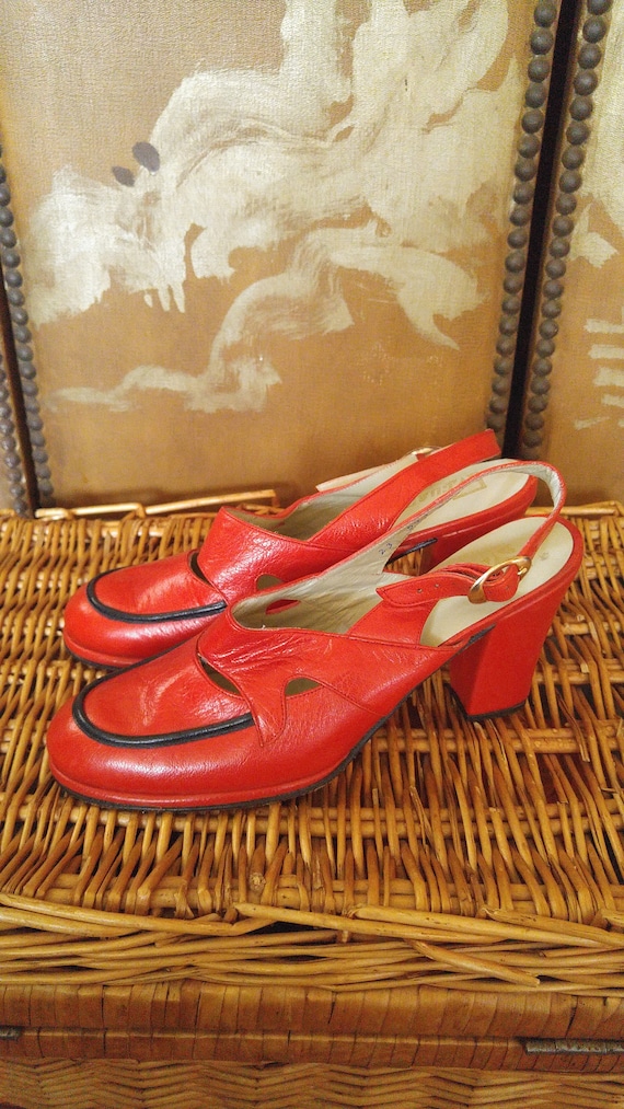 60s Mod red leather and black trim sling back shoe