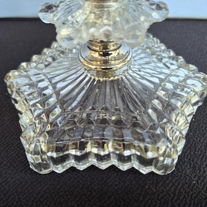 Revolving Nickel Earring Holder for 24+ Pairs on Upcycled Vintage Pattern Glass Lamp Base | Earring Tree | Store Display immagine 3