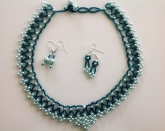 Statement necklace, gift for her, woven collar necklace and earrings, beaded jewelry , necklaces for her, Gift box incl.