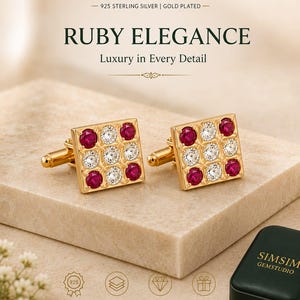 Puede incluir: Un par de gemelos cuadrados chapados en oro con una cuadrícula de rubíes rojos redondos y piedras blancas transparentes alternadas. El texto SIMSIM GEMSTUDIO 925 STERLING SILVER | GOLD PLATED RUBY ELEGANCE Luxury in Every Detail es visible.