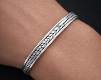 Flätad silverarmring, 925 silverarmring, justerbar armring, elegant armring, boho-armring, designerarmring, armring med öppen manschett, unisexsmycken