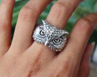 Uggelhuvudring, 925 sterlingsilver, handgjord ring, designerring, stapelbar ring, tung ring, fågelälskarring, statementsmycken, bohemisk ring