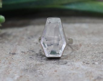 Ring i klar kvarts, kista, 925 sterlingsilver, handgjord ring, läkande kristallring, bohemisk ring, splitbandring, unisexring