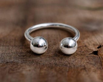 Bague boule argentée, bague ajustable, argent sterling 925, bague faite main, bague moderne, bague à breloque, bague tendance, bague manchette ouverte, bague bohème
